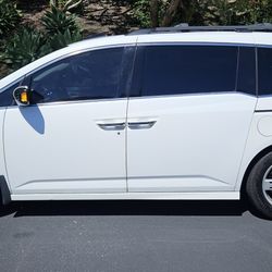 2011 Honda Odyssey Touring Elite