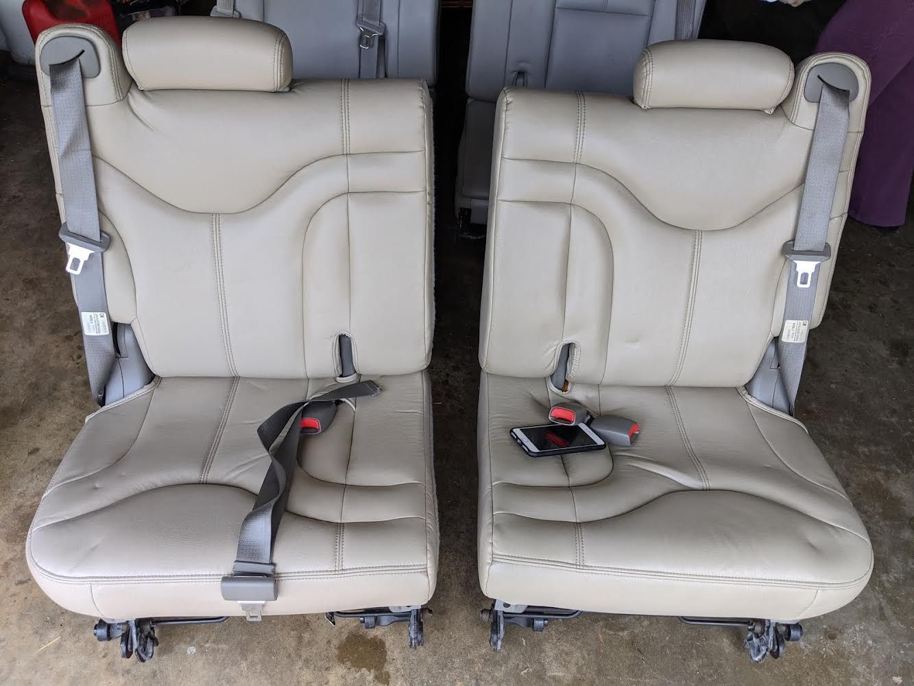 2001-2006 GMC YUKON CHEVY TAHOE THIRD ROW SEATS 
