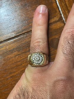14K Solid Gold Diamond 10.5Gr size 8 Ring