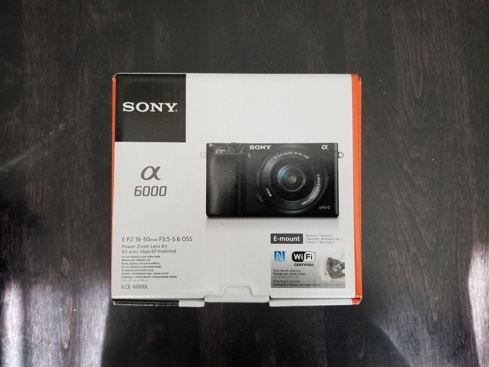 NEW Sony Alpha a6000 Mirrorless Digital Camera 24.3MP with lens