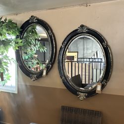 La Barge Vintage Ornate Mirror - Black And Gold Accent Trim - SKU: 7P6CH9