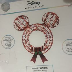 Disney Light Up Christmas Mickey Wreath