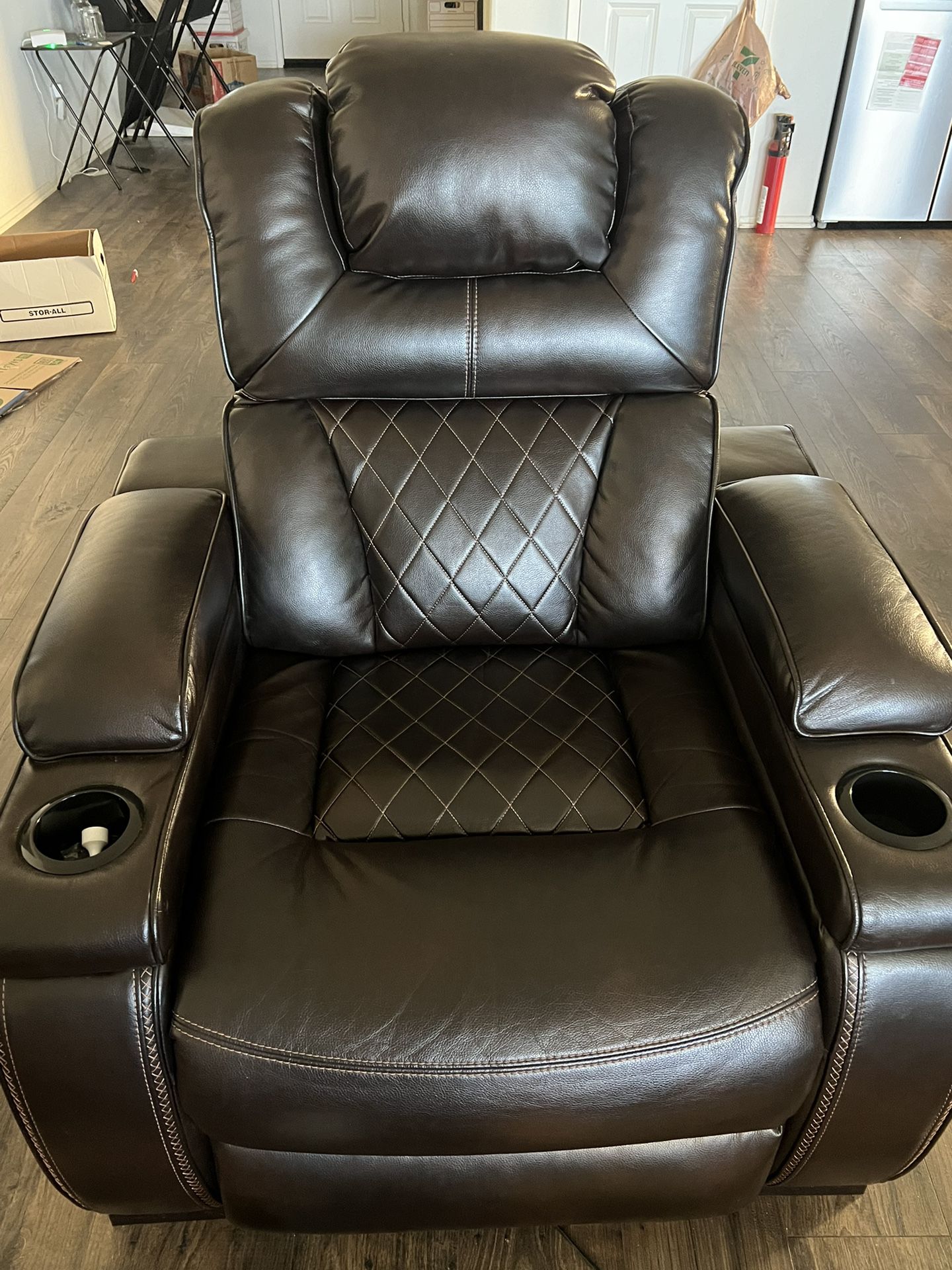 Leather Couches Recliners 