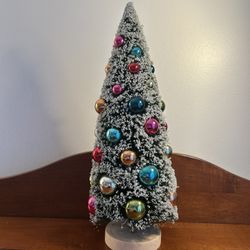 Large Bottle Brush Tree 17” x 6.5”