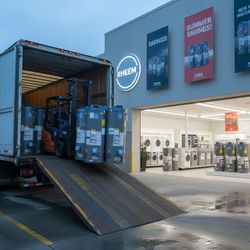 🚨 SAME-DAY Water Heater Install — Get Hot Water Today!
Stop waiting in cold — FREE delivery, installation & old unit haul-away included
✨ Rheem 