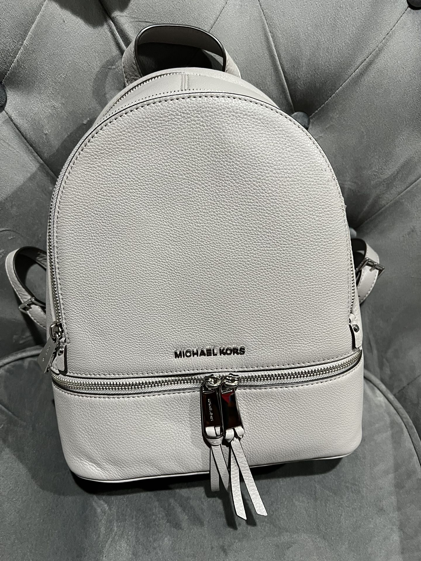 BNWT Michael Kors backpack purse Michael Kors Jet Set Large Signature PVC Chain Backpack Flap  main image 2