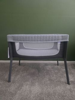 Sealy baby basinet
