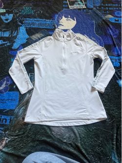White long sleeve running top 🤍