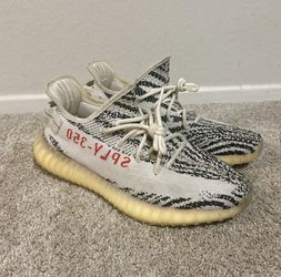 MENS 10 US - Adidas Yeezy Boost 350 V2 Zebra