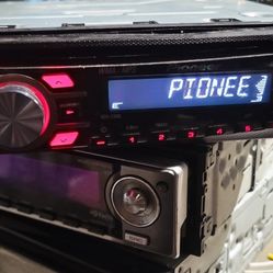 Pioneer Stereo 