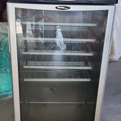 Danby Designer Wine Fridge | mini fridge | clean, functions perfectly | 40 bottle capacity | Originally $400