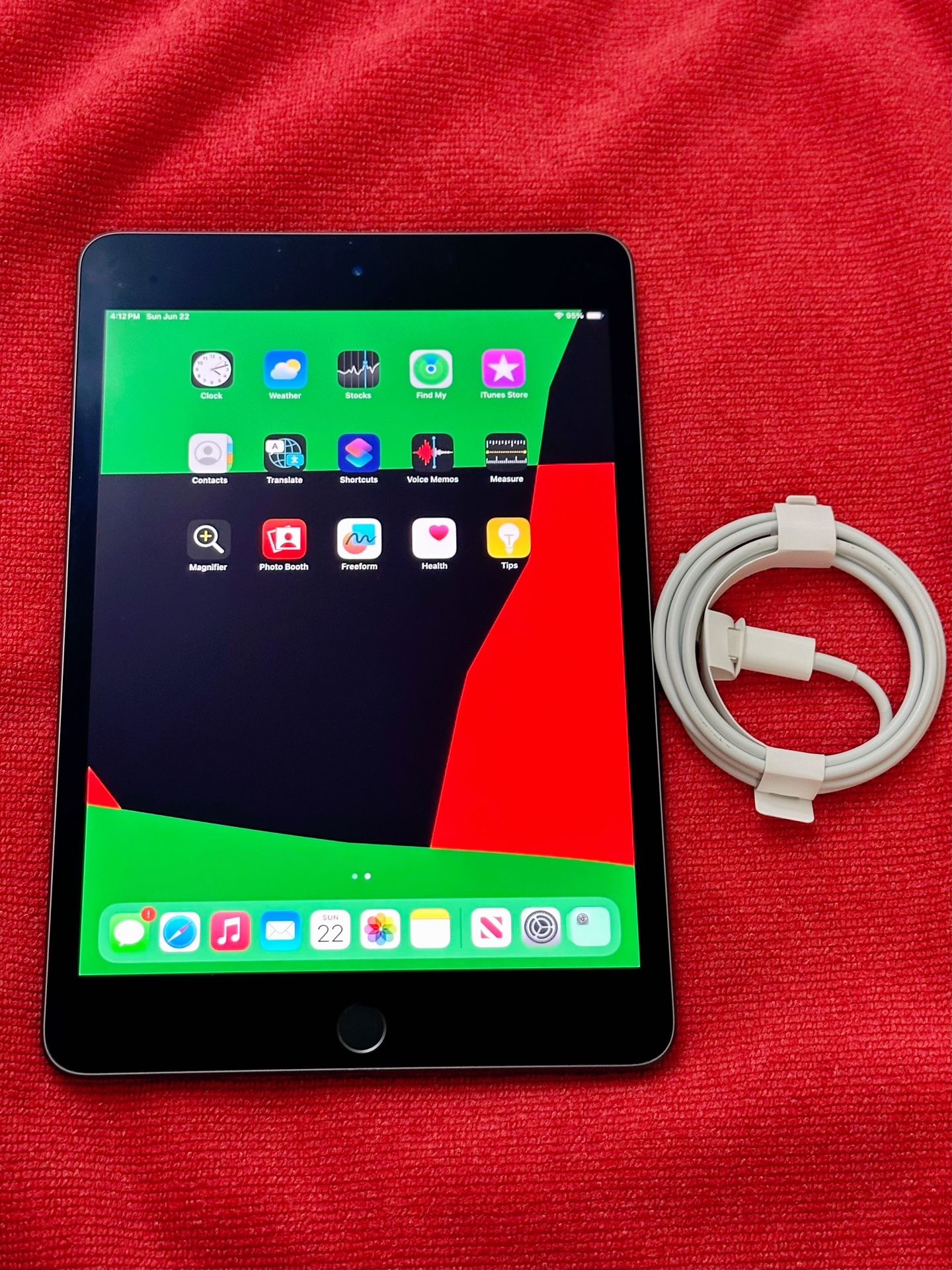 Apple IPad Mini 5th Latest IOS 18+