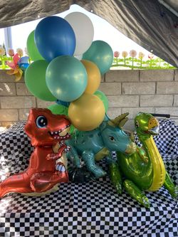 Dinosaur Foil Balloon Bundle
