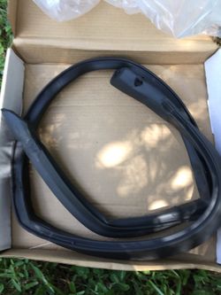 Oldsmobile Cutlass Supreme Coupe and G body weather strip