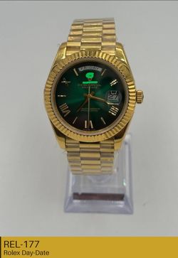 Excelente reloj
