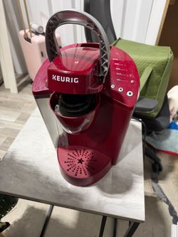 Keurig Single-Serve Coffee Maker Red