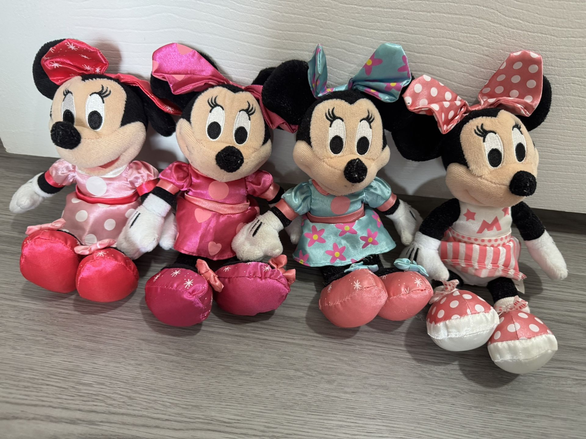 Minnie Collection