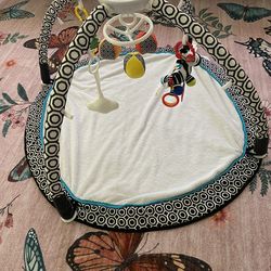 Baby play mat