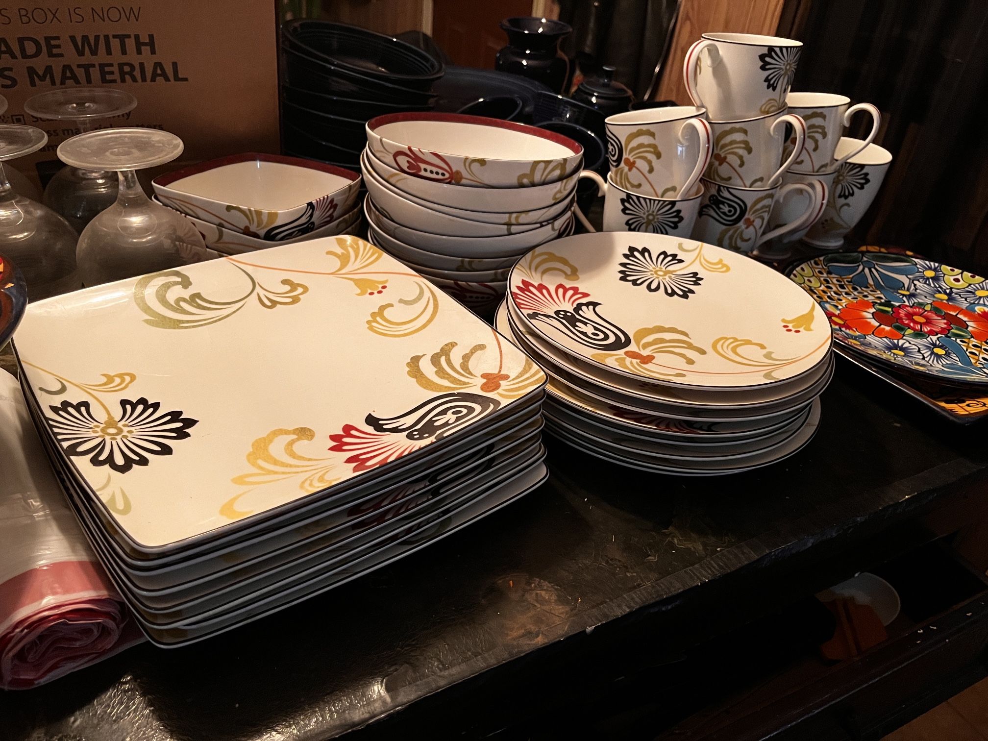 Noritake “Combo” floral discontinued pre owned 36 pieces Lot