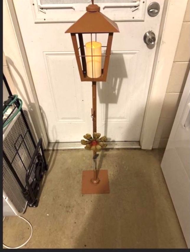 Garden Indoor Outdoor Metal Pole Lamp With Brand New Battery Operated Candle And Little Flower, Wind Chime