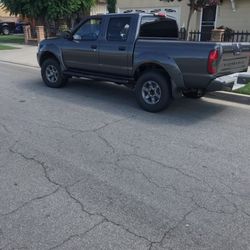 2004 Nissan Frontier