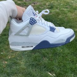 Jordan 4 Midnight Navy 