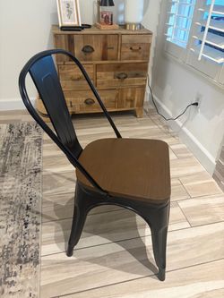 Metal and wood chair set of 4