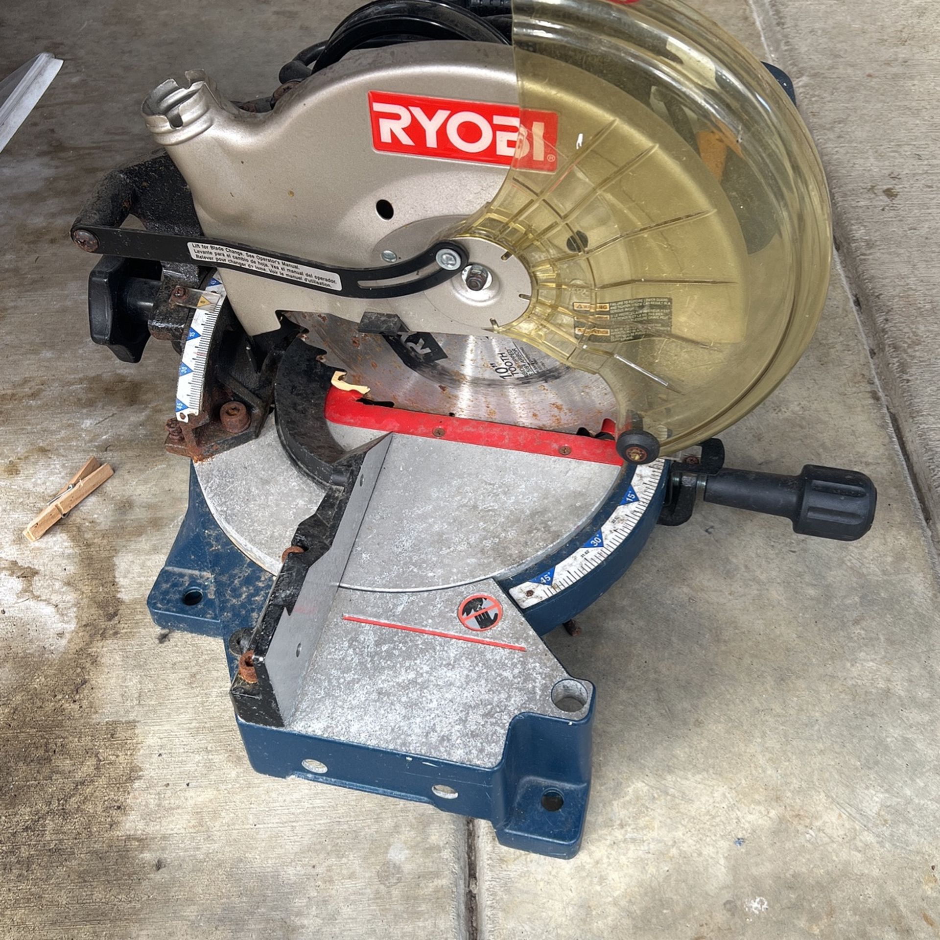 Ryobi Cutting Saw