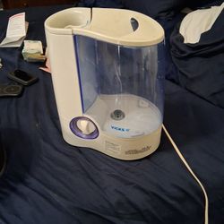 Vicks Humidifier 