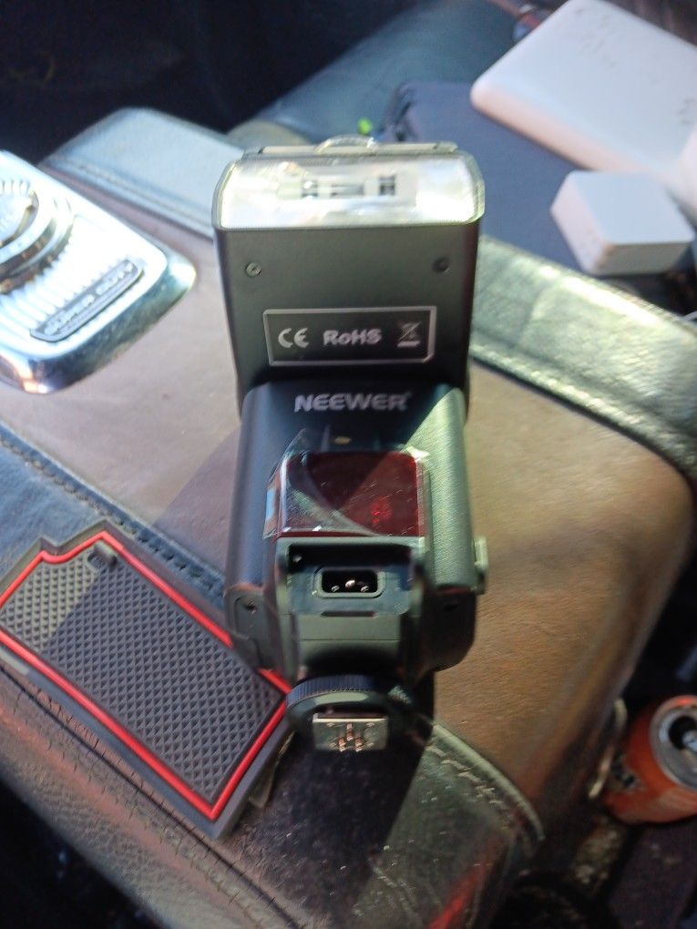 Neewer TT560 Speedlite Flash