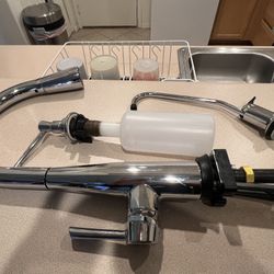 Delta Stainless Essa Touchless Pull Down Faucet 