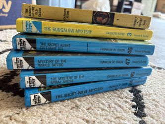 Misc Hardy Boy/Nancy Drew Books