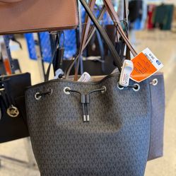 Michael Kors Brand New With Tags $80