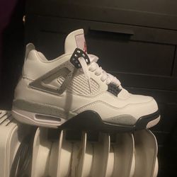 Jordan 4 
