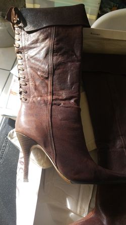 Leather brown boots