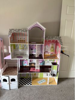 Doll house