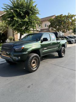 2012 Tacoma pre runner w/ lots of upgrades