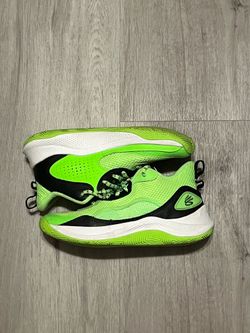 Youth Steph Curry Sneakers