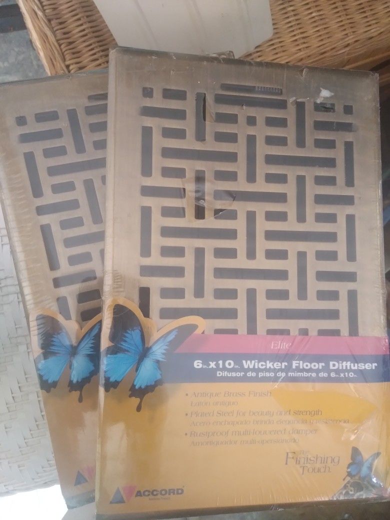 2 Floor Heat Vents NEW