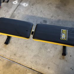 Folding compact bench