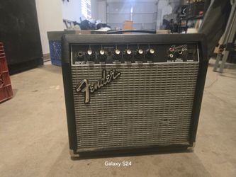 Fender 15g Guitar Amp+Power Cord