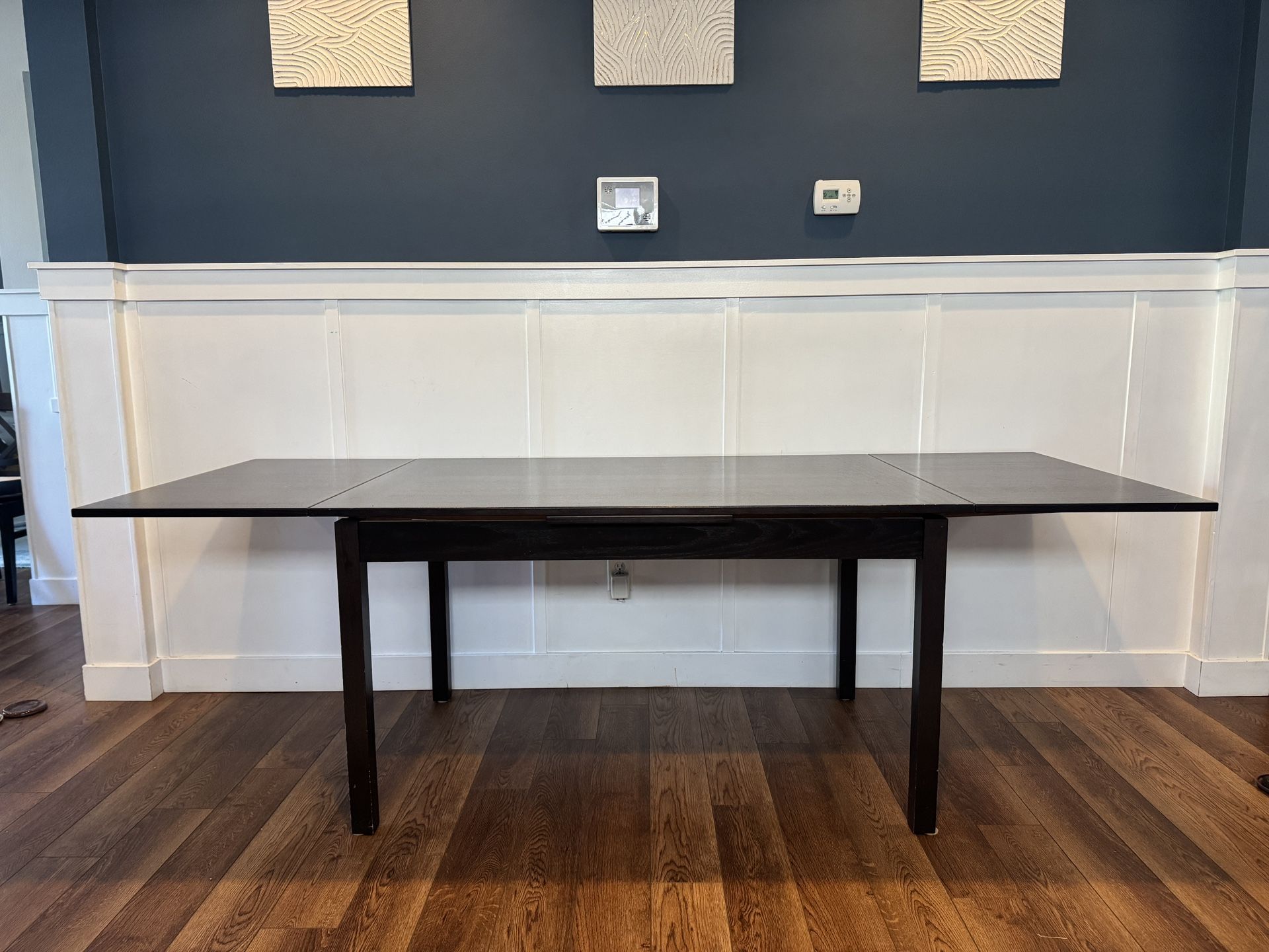 Solid Wood Extendable Dining Table