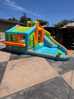 Inflatable Water park  and Bounce House with Splash Pool
