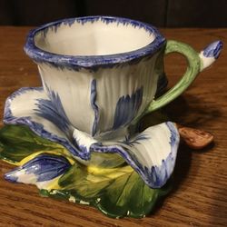 Blue CM Inc Chadwick Porcelain Flower Teacup And Saucer