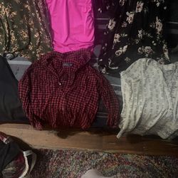 Women’s Clothes Size L