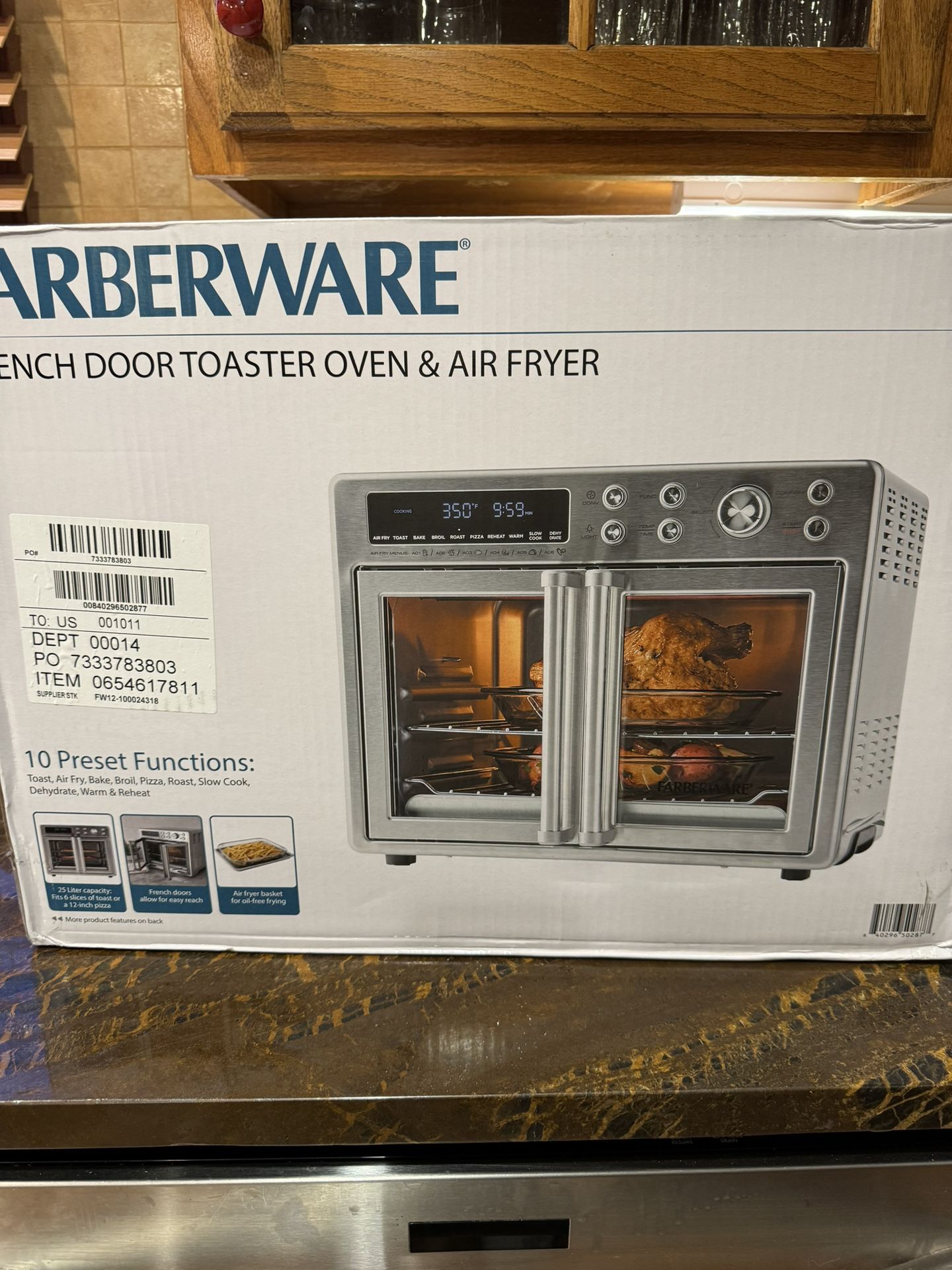 Brand New In box Farberware French Door toaster Oven & Air fryer