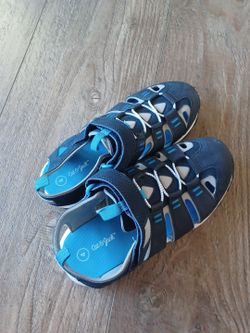 Cat & jack sandals