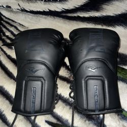Boxing Gloves. 