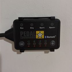 Pedal Commander