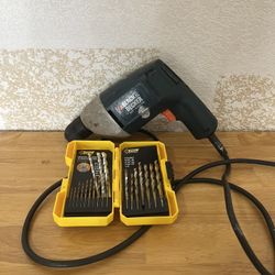 Black & Decker Drill With Bits 